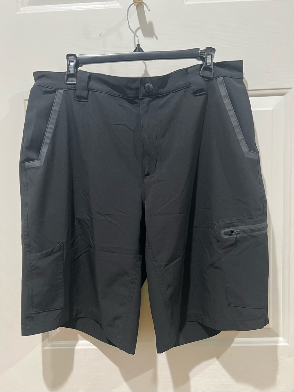 Field & Stream Black Tech Cargo Shorts